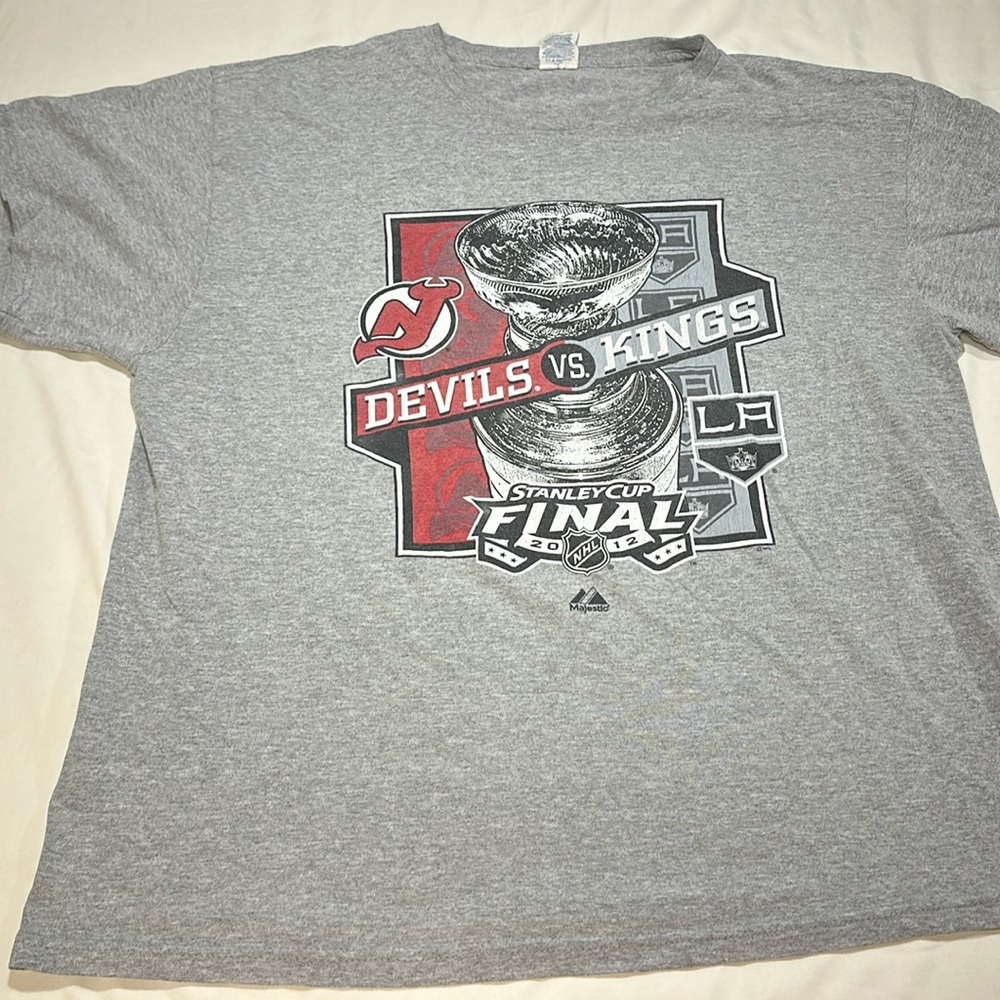 Vintage NJ Devils Graphic Tee, size XL